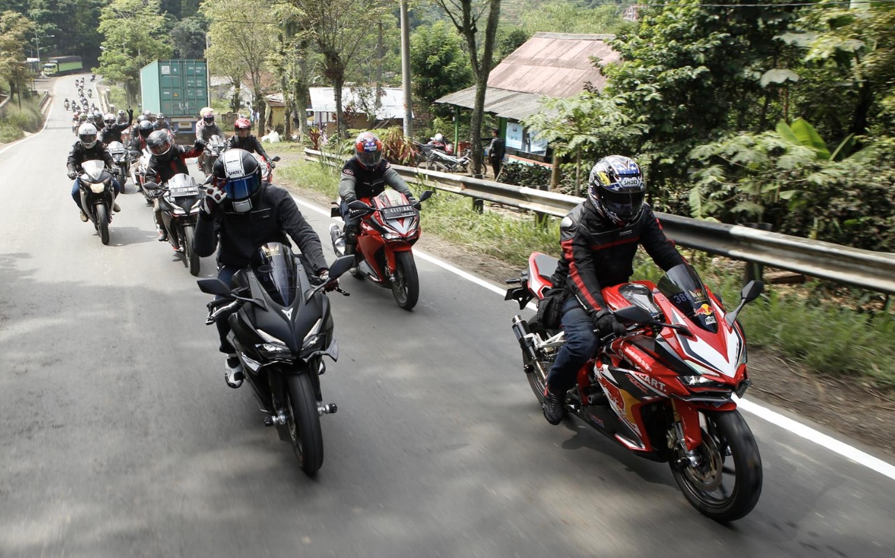 Touring Motor Bareng di Bandung yang Nyaman dan Aman!